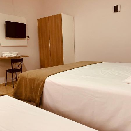 Hotel Belvedere Araras - Facil Acesso Hospital Sao Leopoldo E Faculdades Buitenkant foto