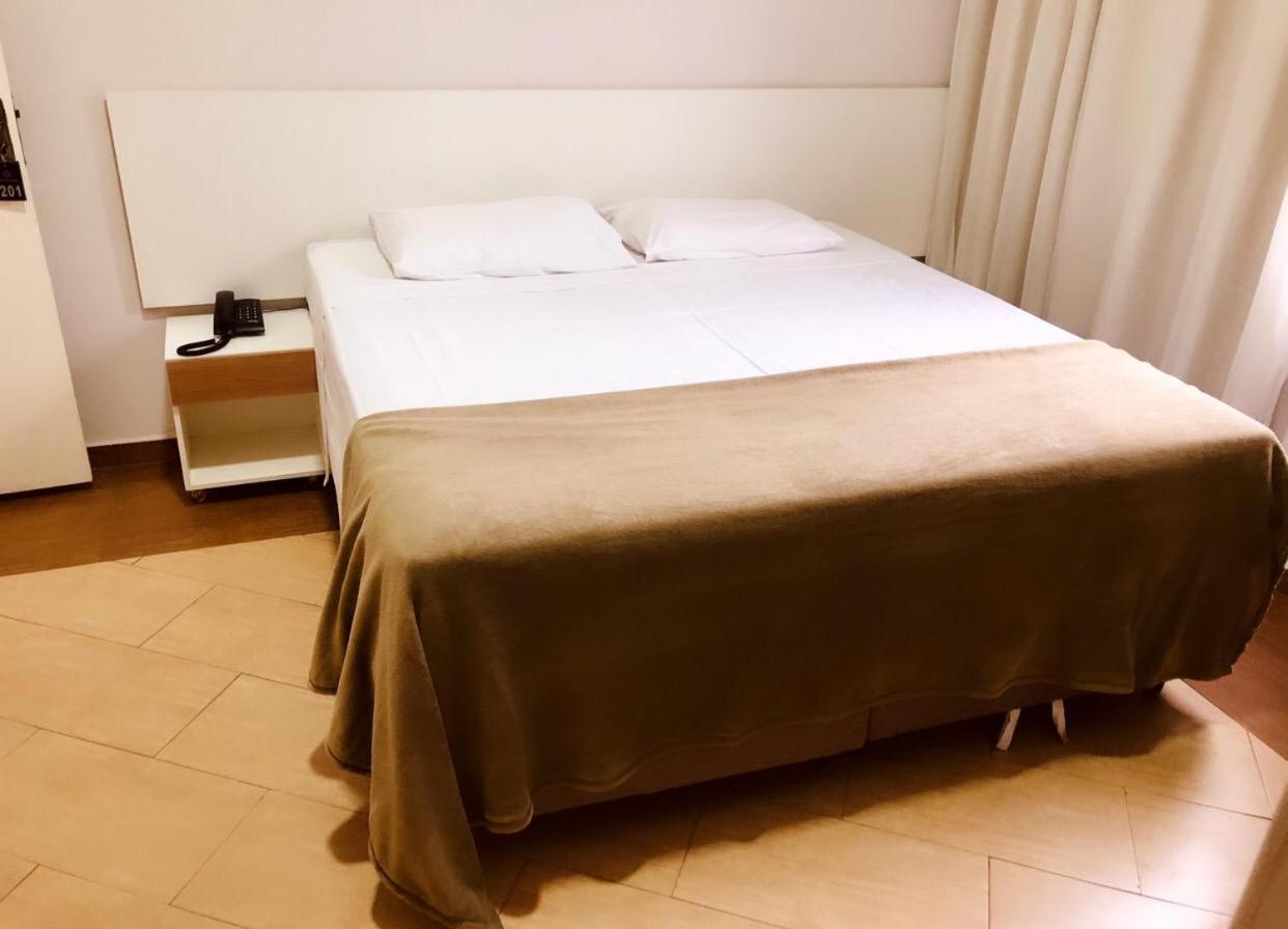 Hotel Belvedere Araras - Facil Acesso Hospital Sao Leopoldo E Faculdades Buitenkant foto
