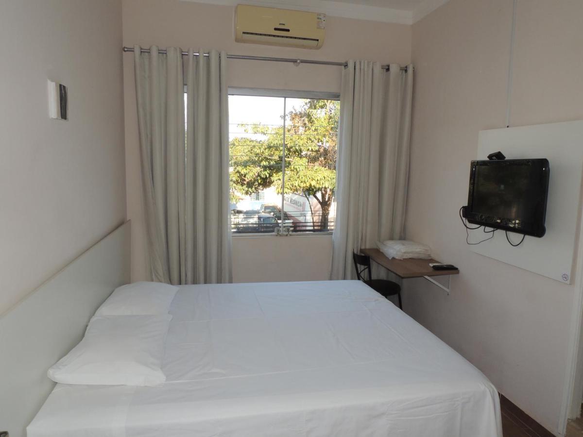 Hotel Belvedere Araras - Facil Acesso Hospital Sao Leopoldo E Faculdades Buitenkant foto