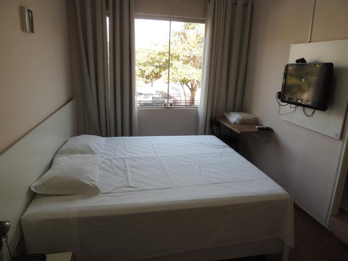 Hotel Belvedere Araras - Facil Acesso Hospital Sao Leopoldo E Faculdades Buitenkant foto