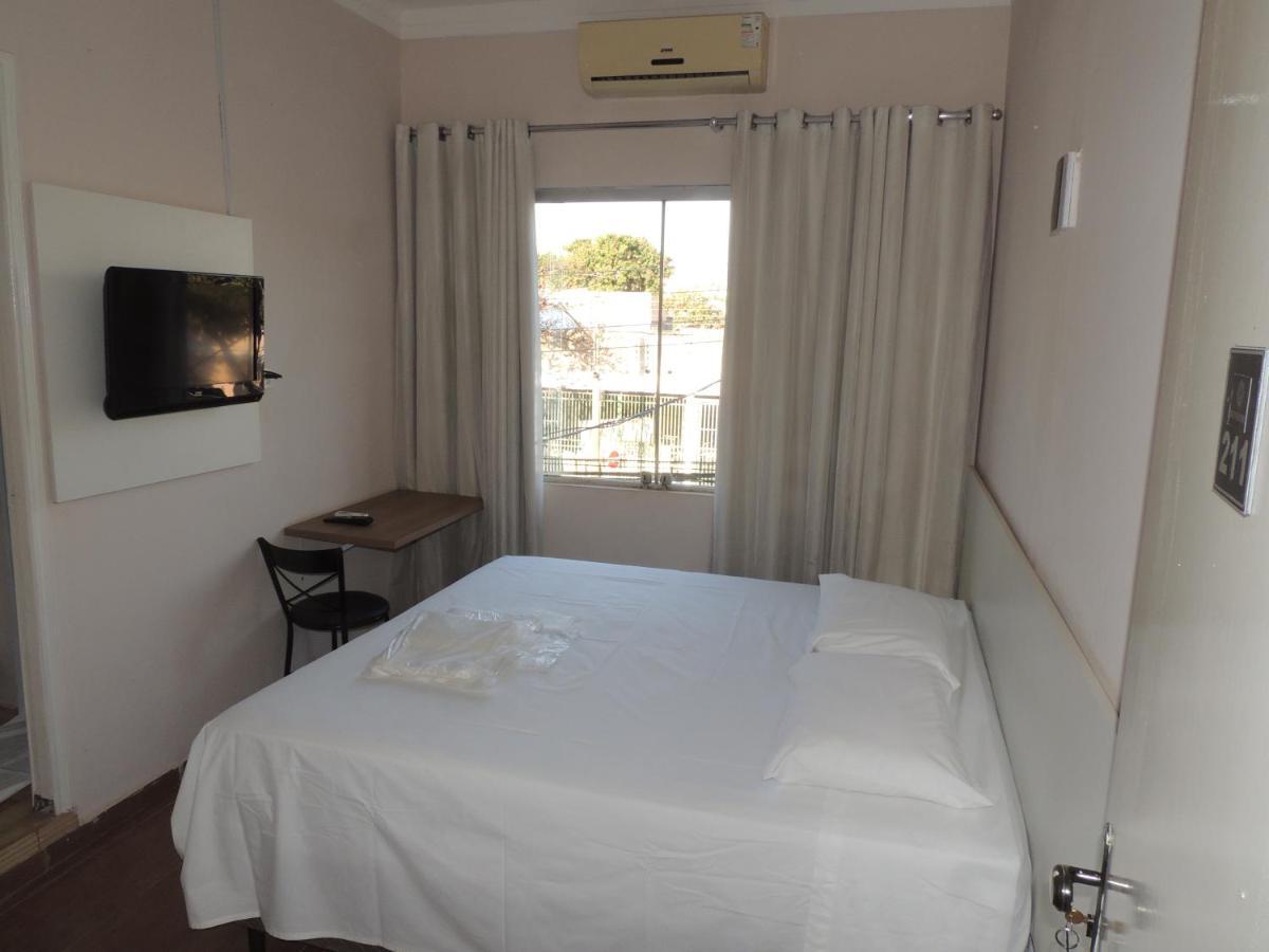 Hotel Belvedere Araras - Facil Acesso Hospital Sao Leopoldo E Faculdades Buitenkant foto