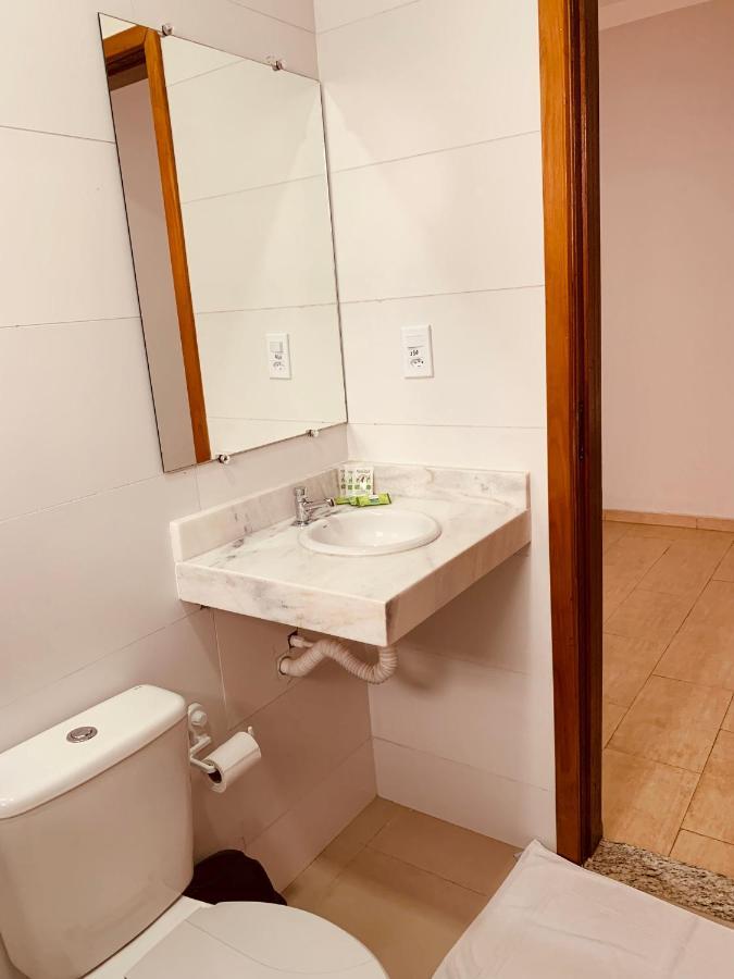 Hotel Belvedere Araras - Facil Acesso Hospital Sao Leopoldo E Faculdades Buitenkant foto